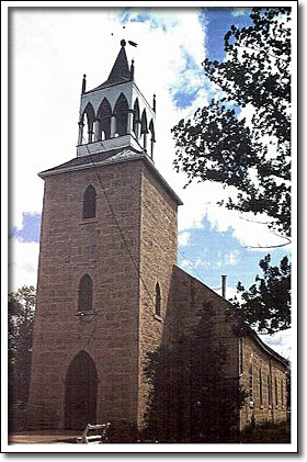 Église anglicane St. Andrews on the Red